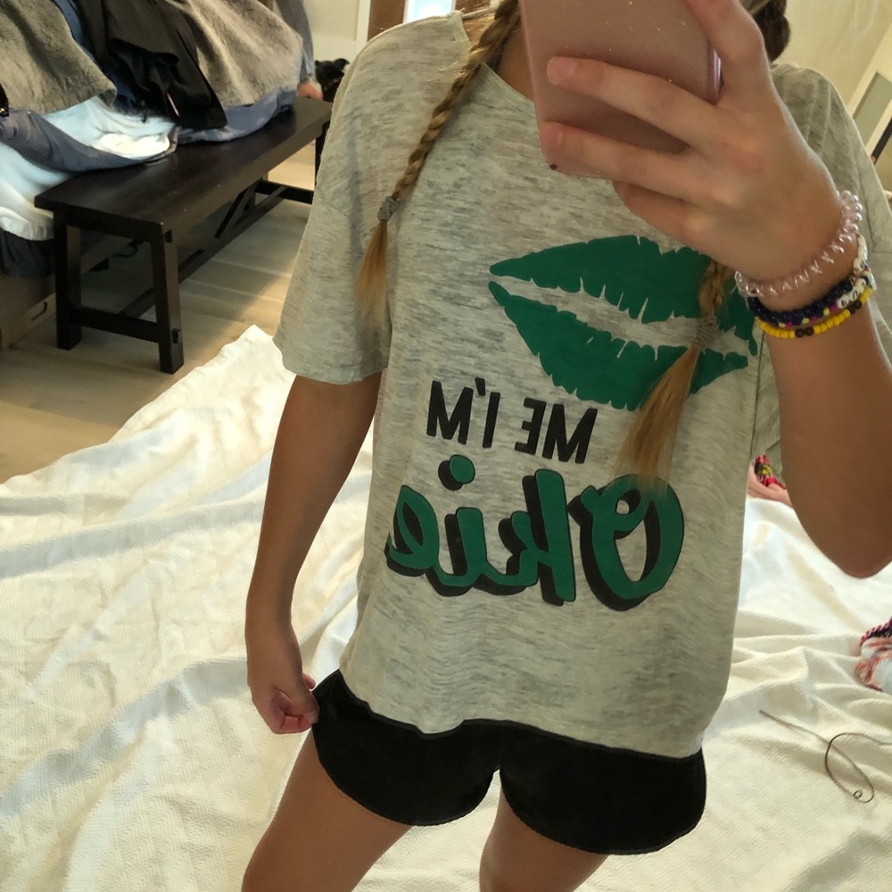 LUSH!!! Kiss me I’m Okie open back shirt